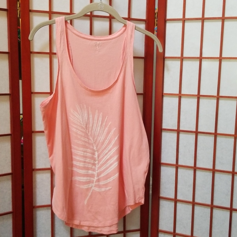 Pinky peach colored Old Navy tank top
